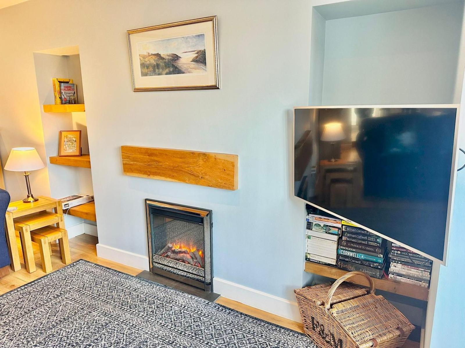 Holiday home Pass The Keys Stylish Mumbles Getaway-parking Heart Of Village Swansea
